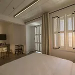 Mola Cunda מלון