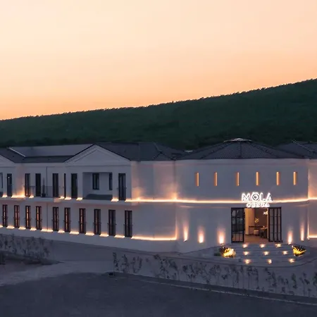 Mola Cunda Hotel 3*