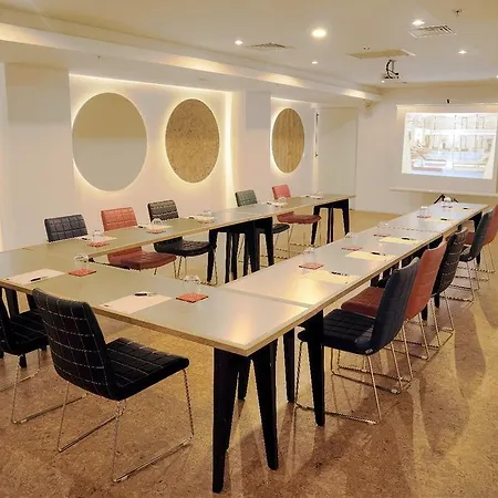 Mola Cunda Otel Ayvalı