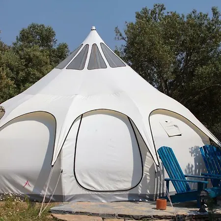 Mola Cunda Hotel