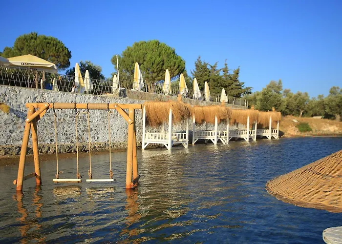 Mola Cunda Hotel Ayvalı