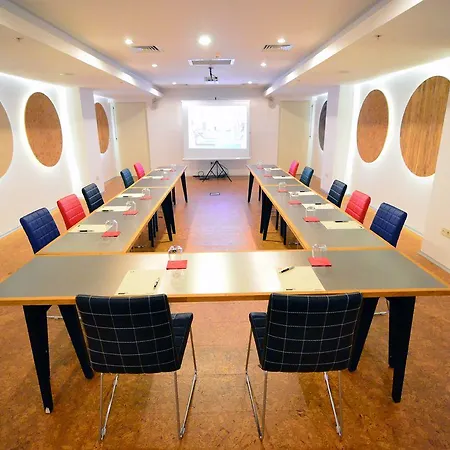 Hotel Mola Cunda 3*