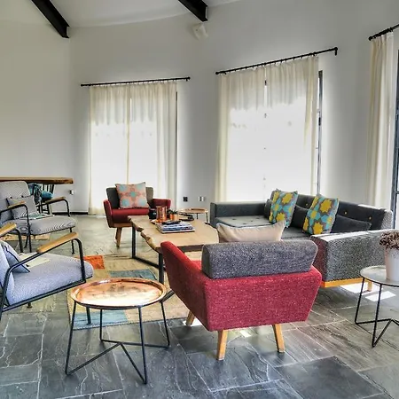 Hotel Mola Cunda