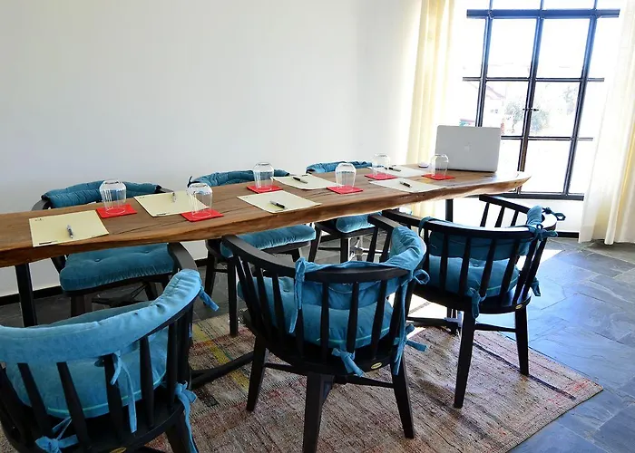 Mola Cunda 酒店 3*