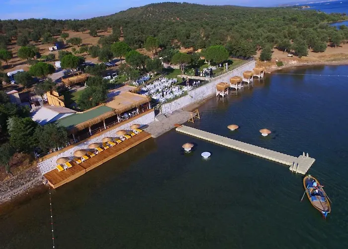 Mola Cunda 3* Ayvalı